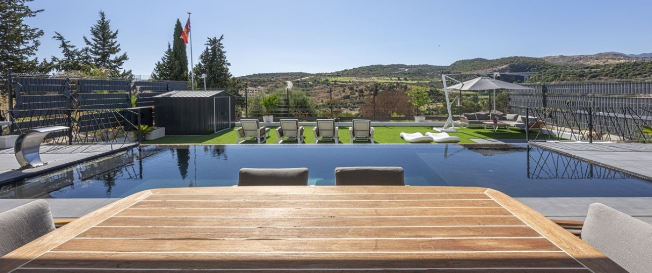 Resale - Villa - Estepona - Valle Romano