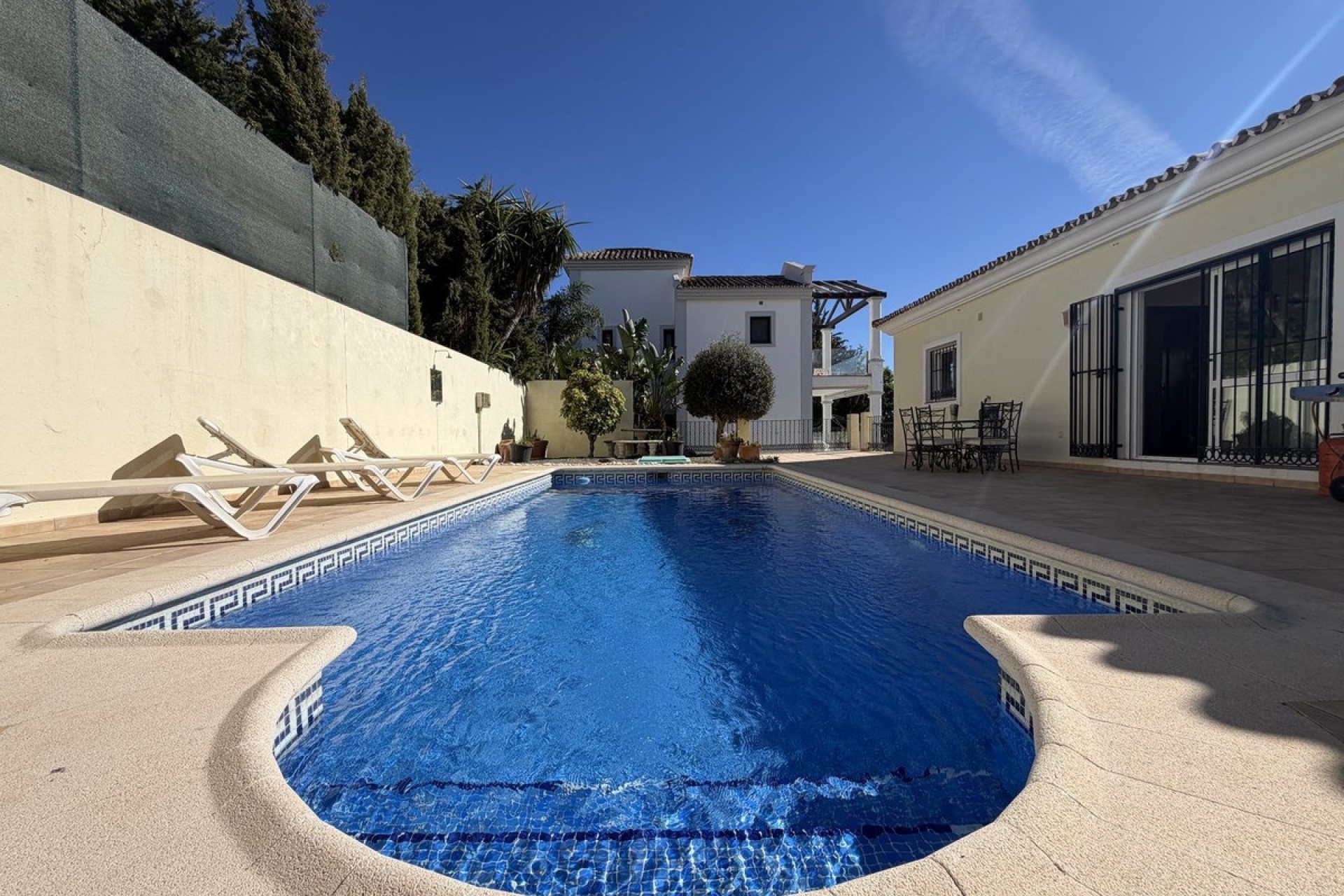 Resale - Villa - Estepona - Valle Romano