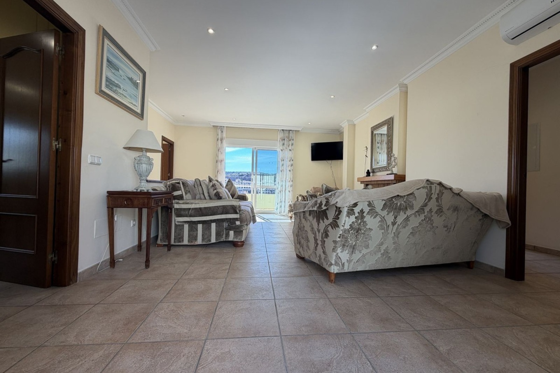 Resale - Villa - Estepona - Valle Romano