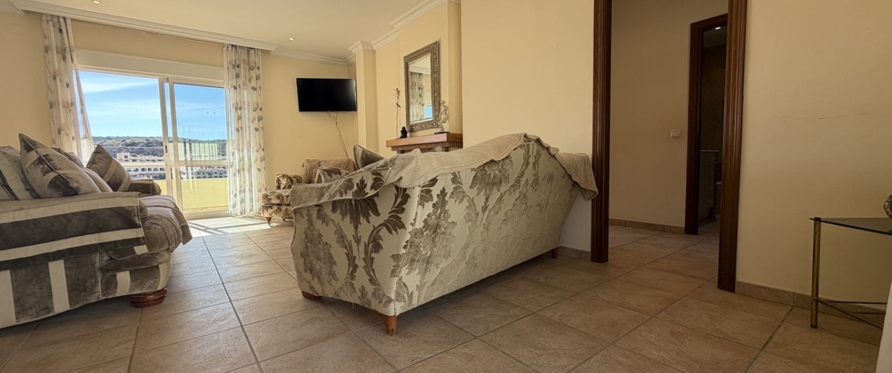 Resale - Villa - Estepona - Valle Romano