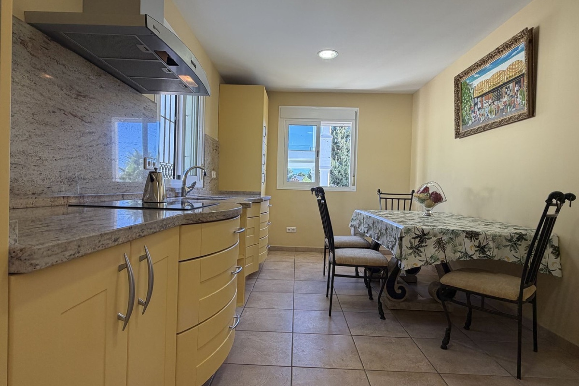 Resale - Villa - Estepona - Valle Romano