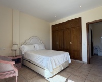 Resale - Villa - Estepona - Valle Romano