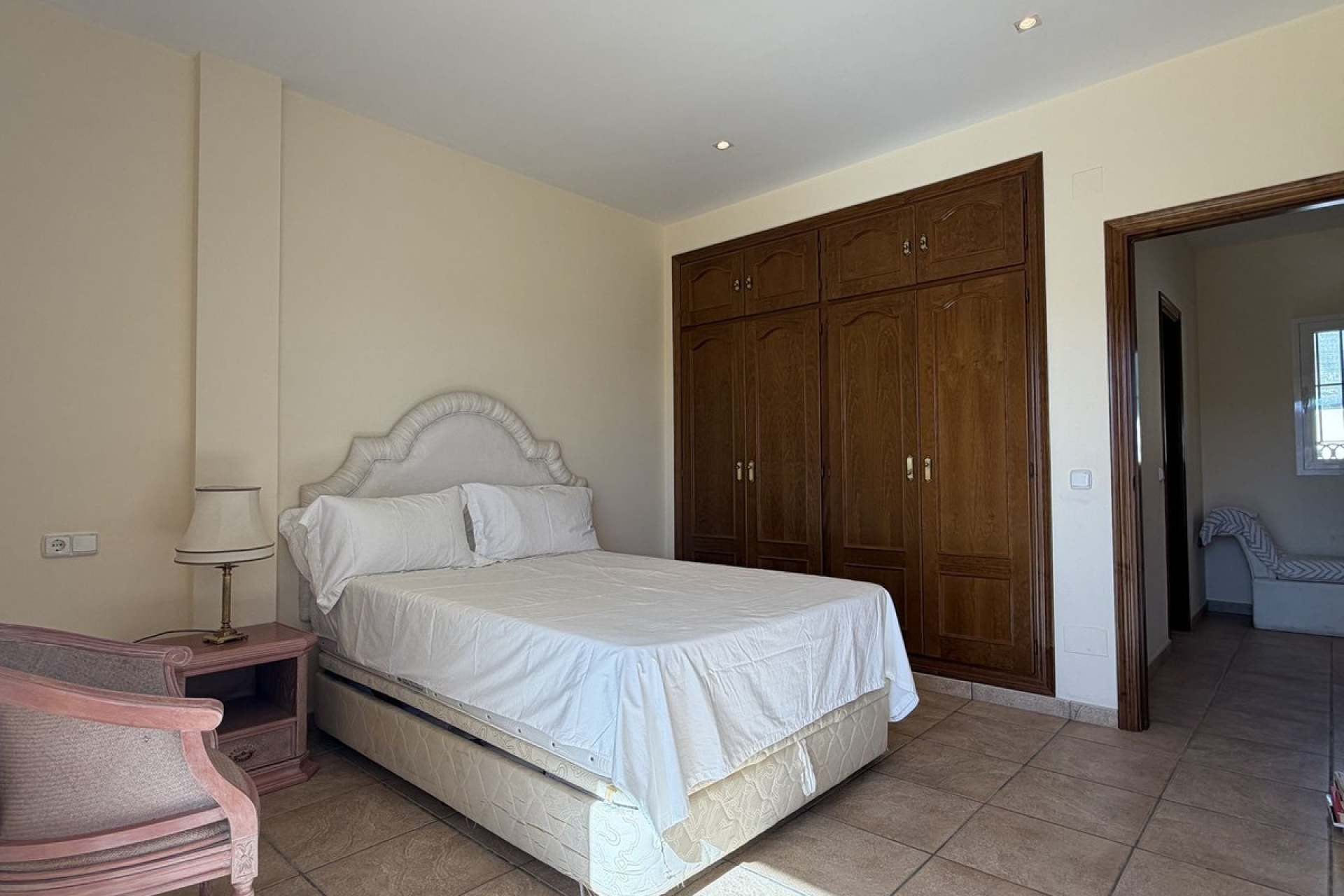 Resale - Villa - Estepona - Valle Romano