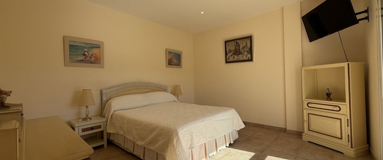Resale - Villa - Estepona - Valle Romano