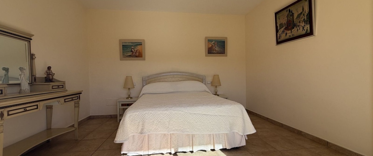 Resale - Villa - Estepona - Valle Romano