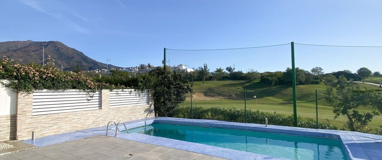 Resale - Villa - Estepona - Valle Romano