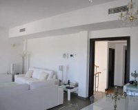 Resale - Villa - Estepona - Valle Romano