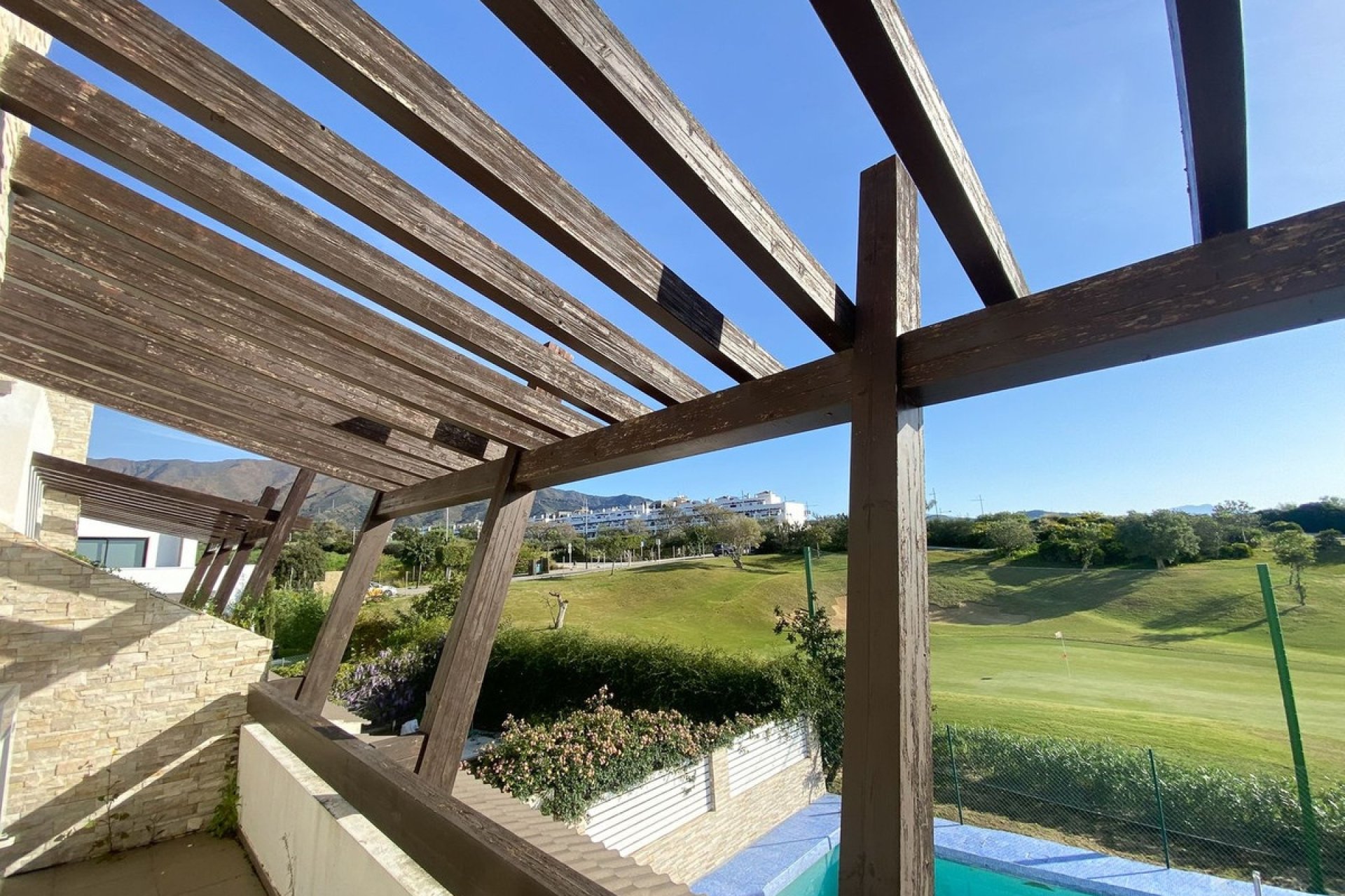 Resale - Villa - Estepona - Valle Romano