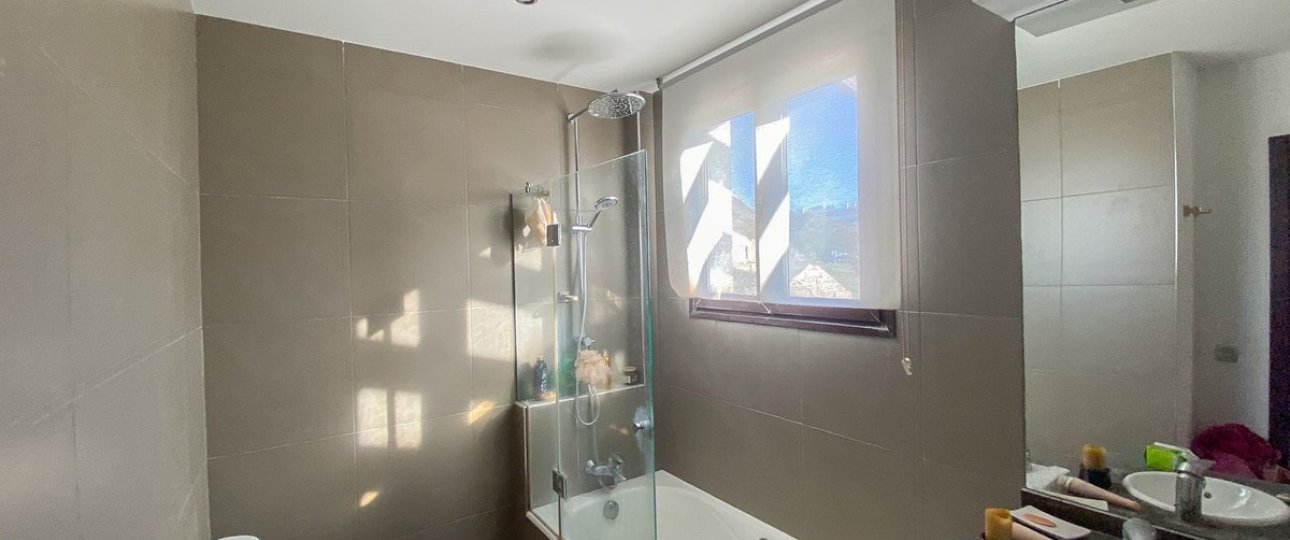 Resale - Villa - Estepona - Valle Romano