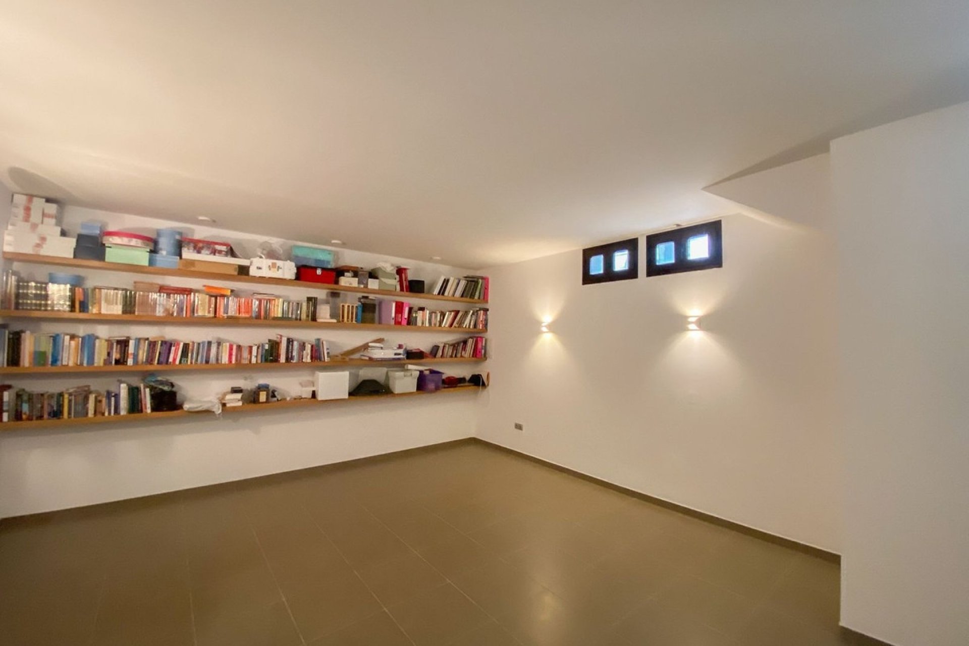 Resale - Villa - Estepona - Valle Romano