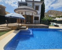 Resale - Villa - Finestrat