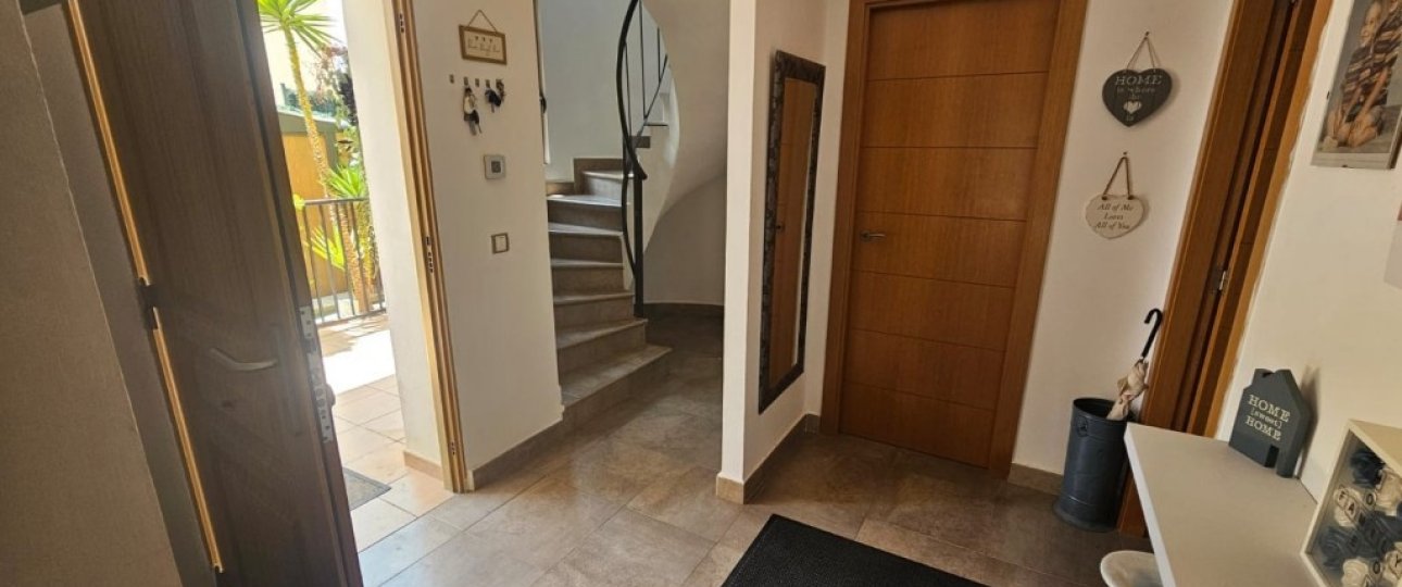 Resale - Villa - Finestrat