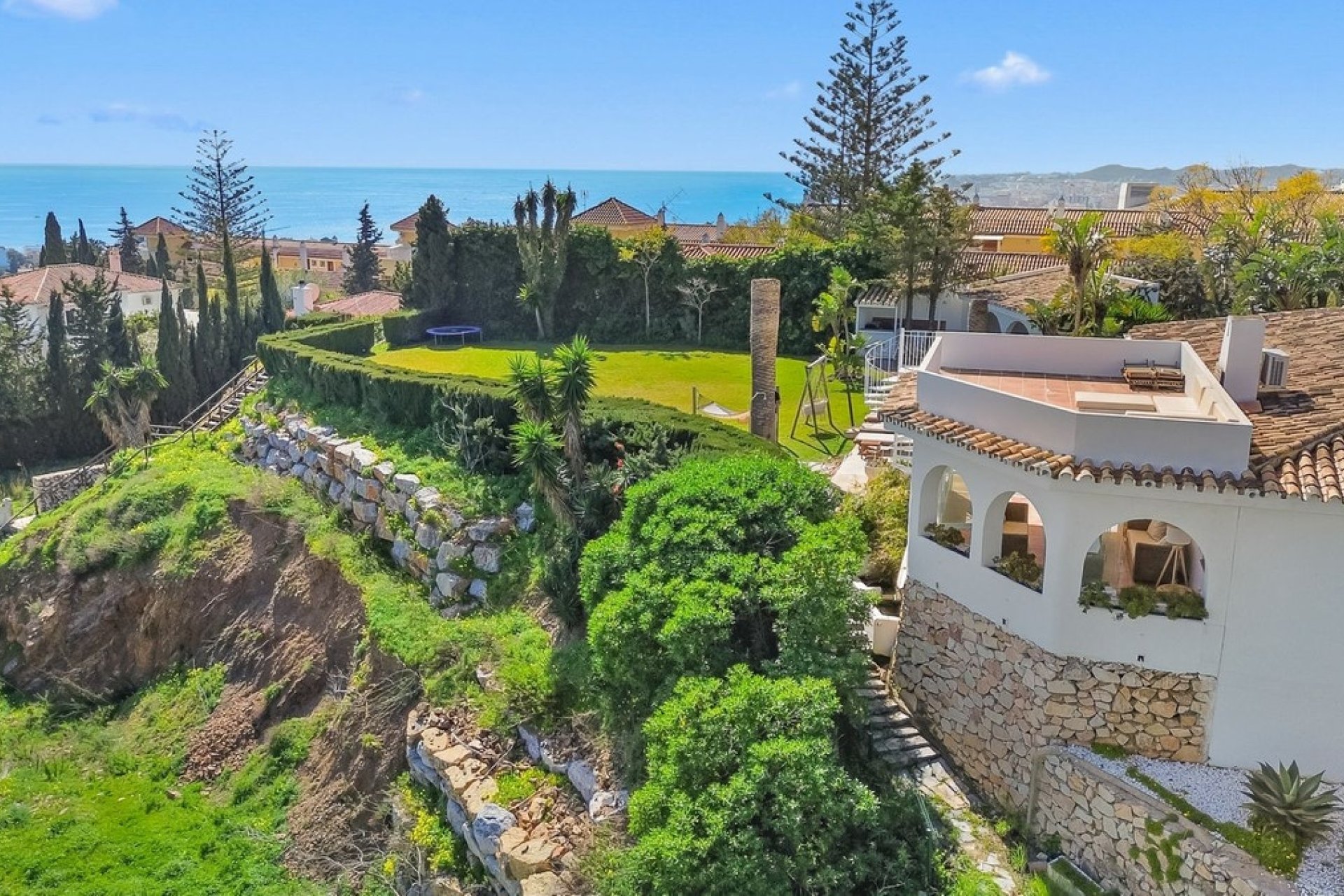 Resale - Villa - Fuengirola - Fuengirola Centro
