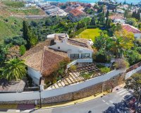Resale - Villa - Fuengirola - Fuengirola Centro