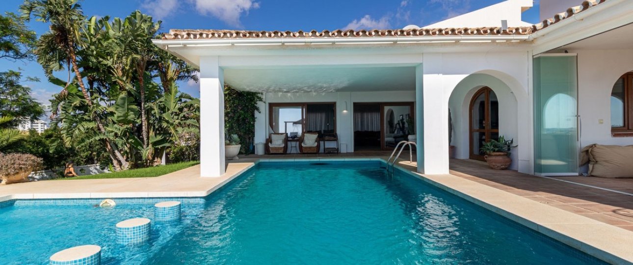 Resale - Villa - Fuengirola - Fuengirola Centro