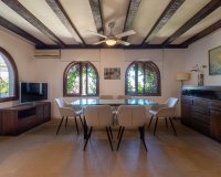Resale - Villa - Fuengirola - Fuengirola Centro