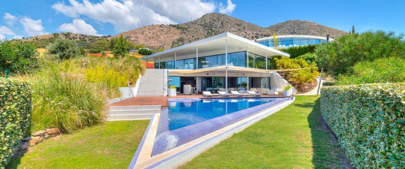 Resale - Villa - Fuengirola - Fuengirola Centro