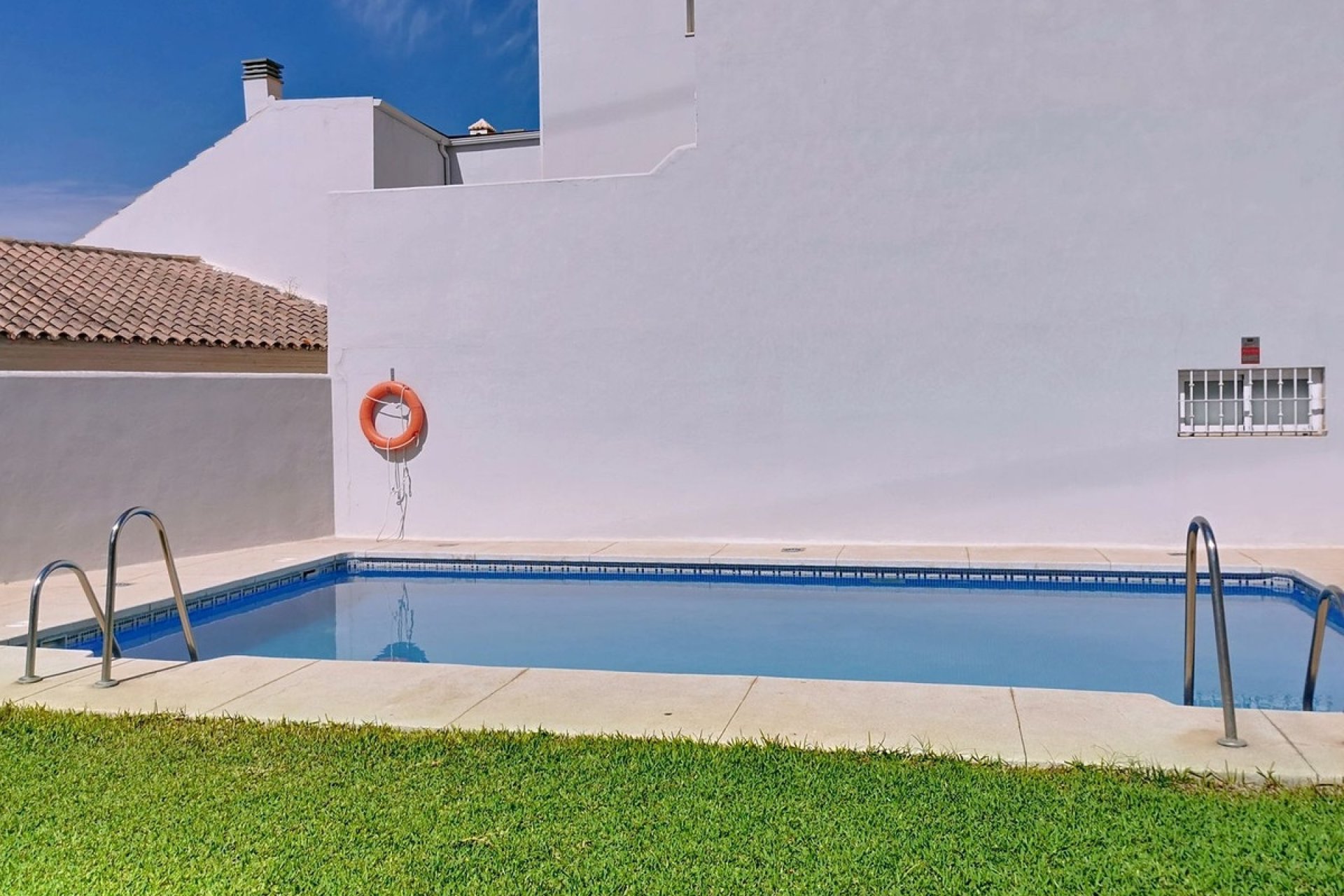 Resale - Villa - Fuengirola - Fuengirola Centro