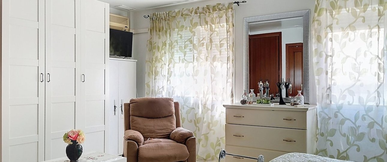 Resale - Villa - Fuengirola - Fuengirola Centro