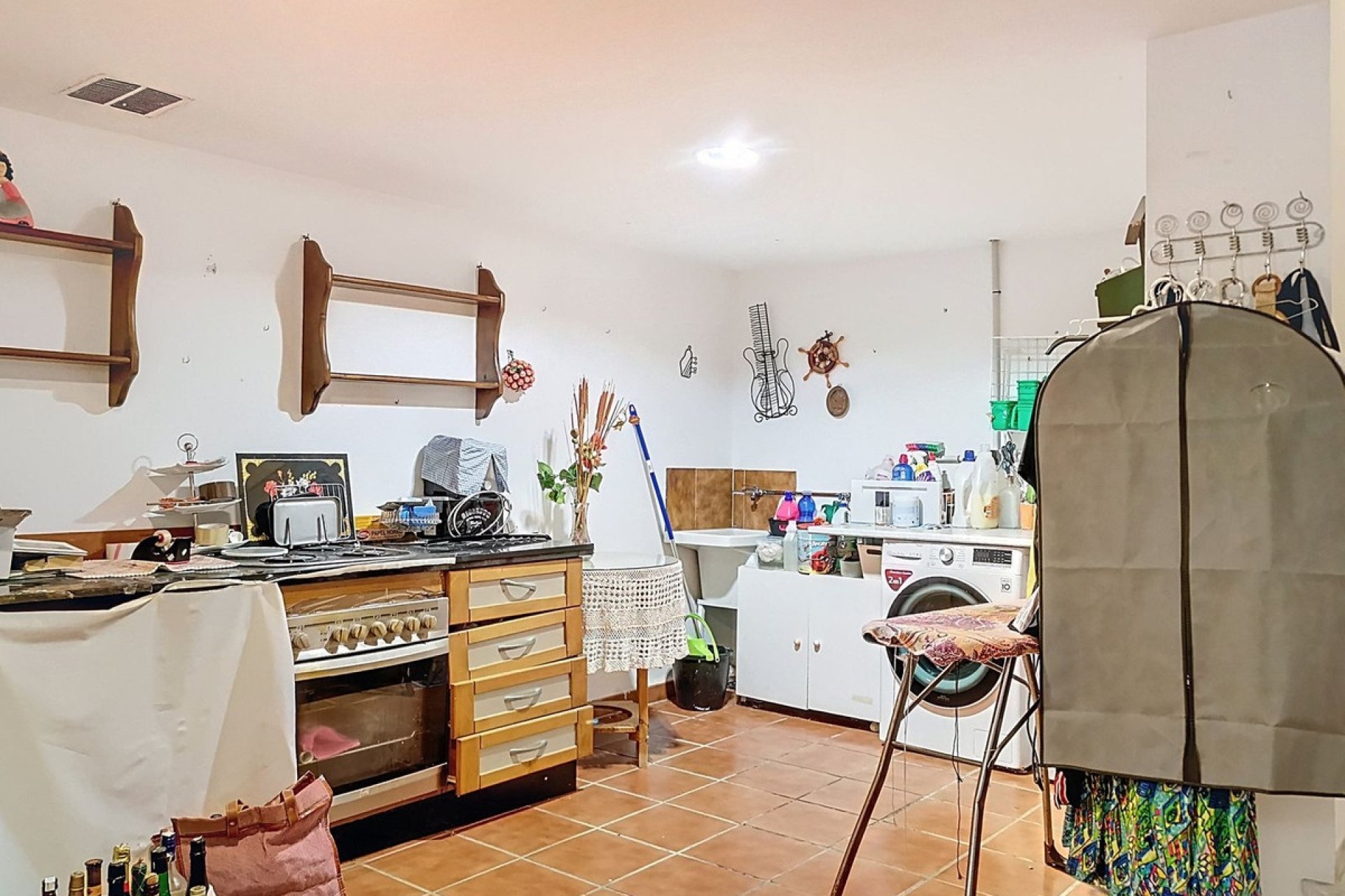 Resale - Villa - Fuengirola - Fuengirola Centro