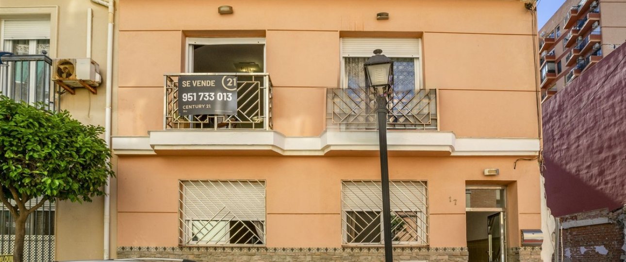 Resale - Villa - Fuengirola - Fuengirola Centro