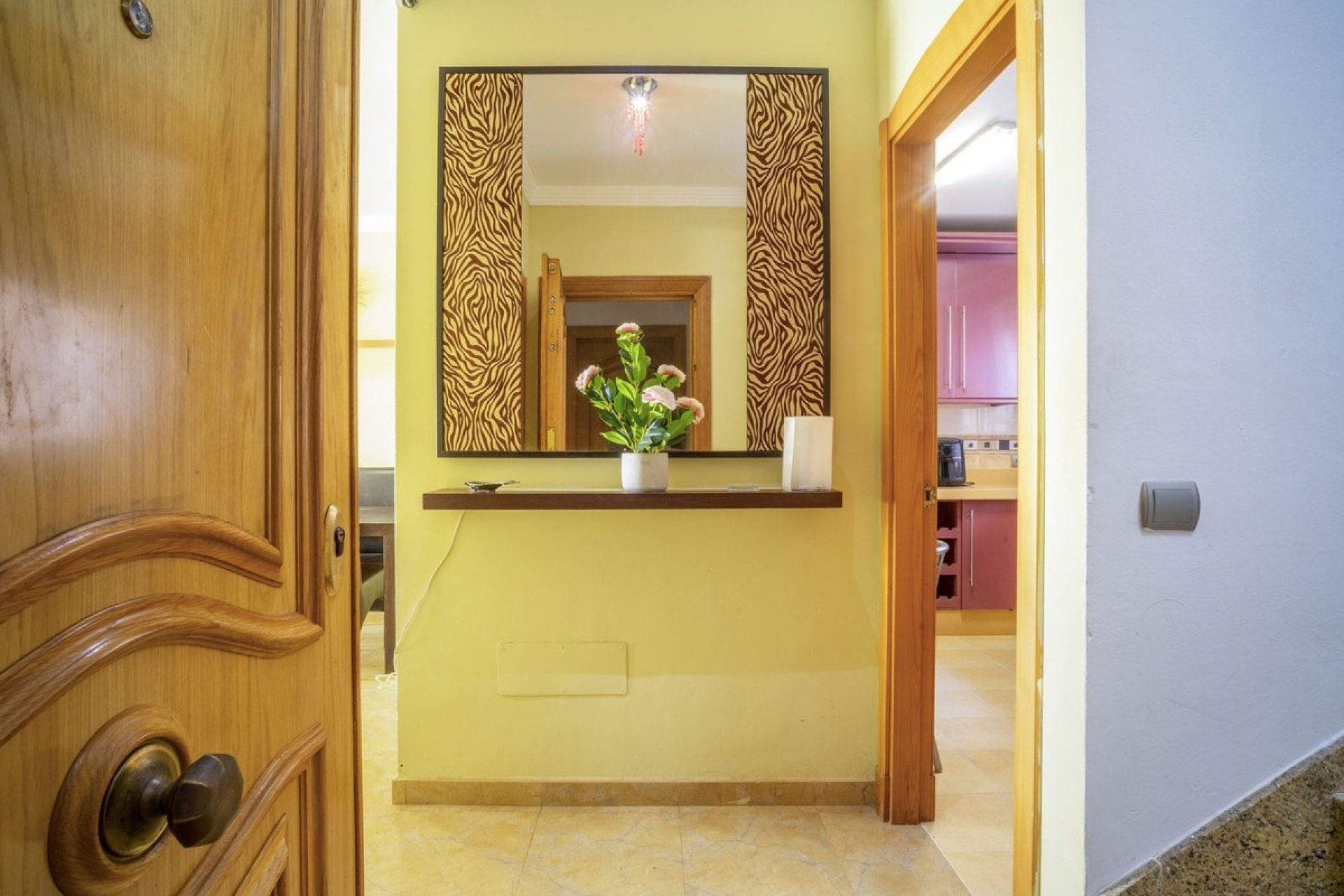 Resale - Villa - Fuengirola - Fuengirola Centro