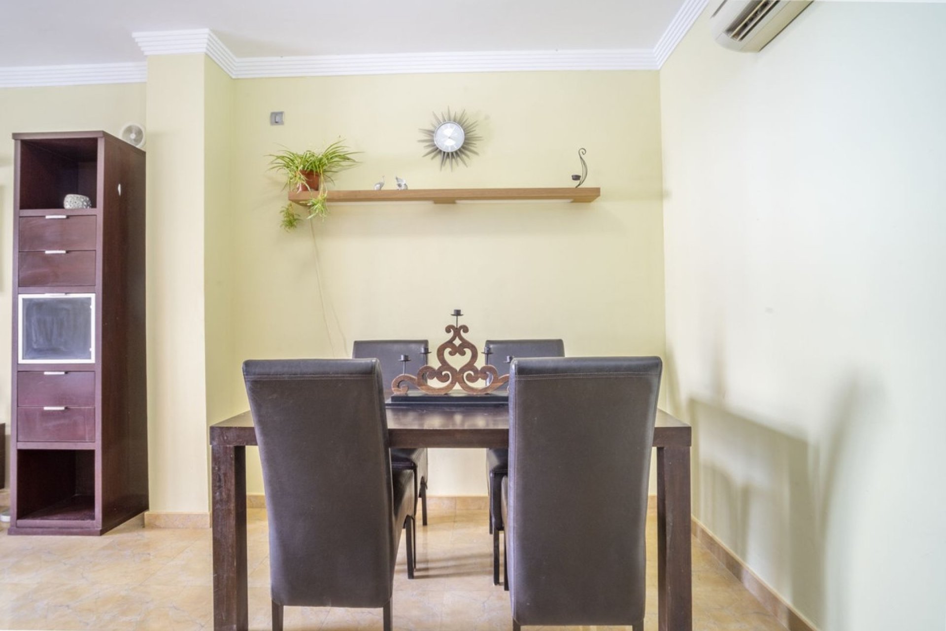 Resale - Villa - Fuengirola - Fuengirola Centro