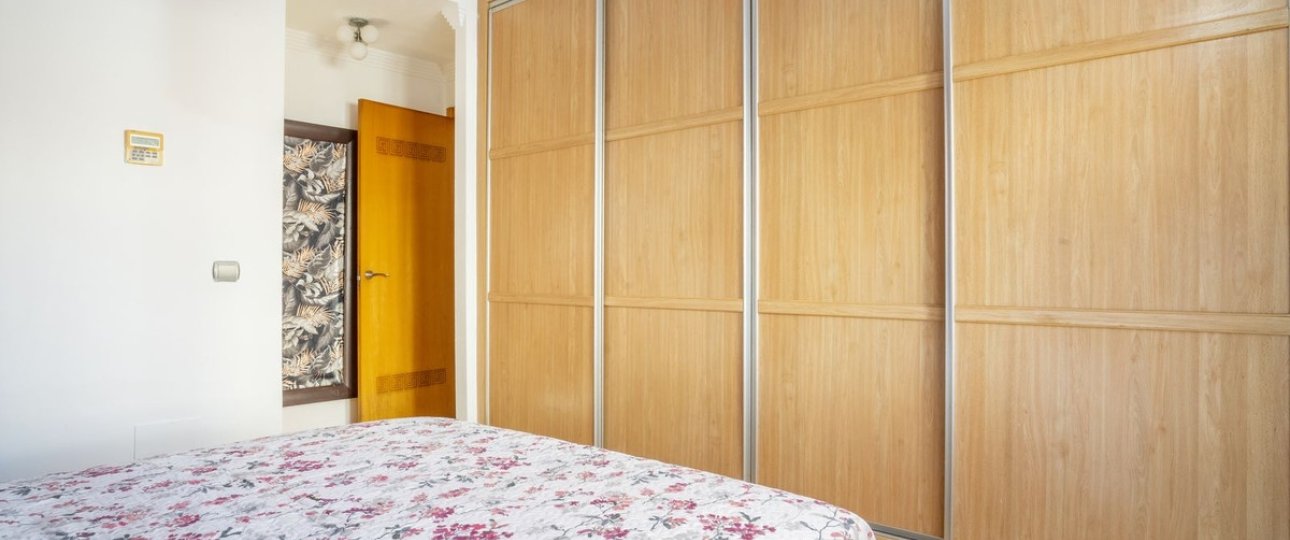 Resale - Villa - Fuengirola - Fuengirola Centro