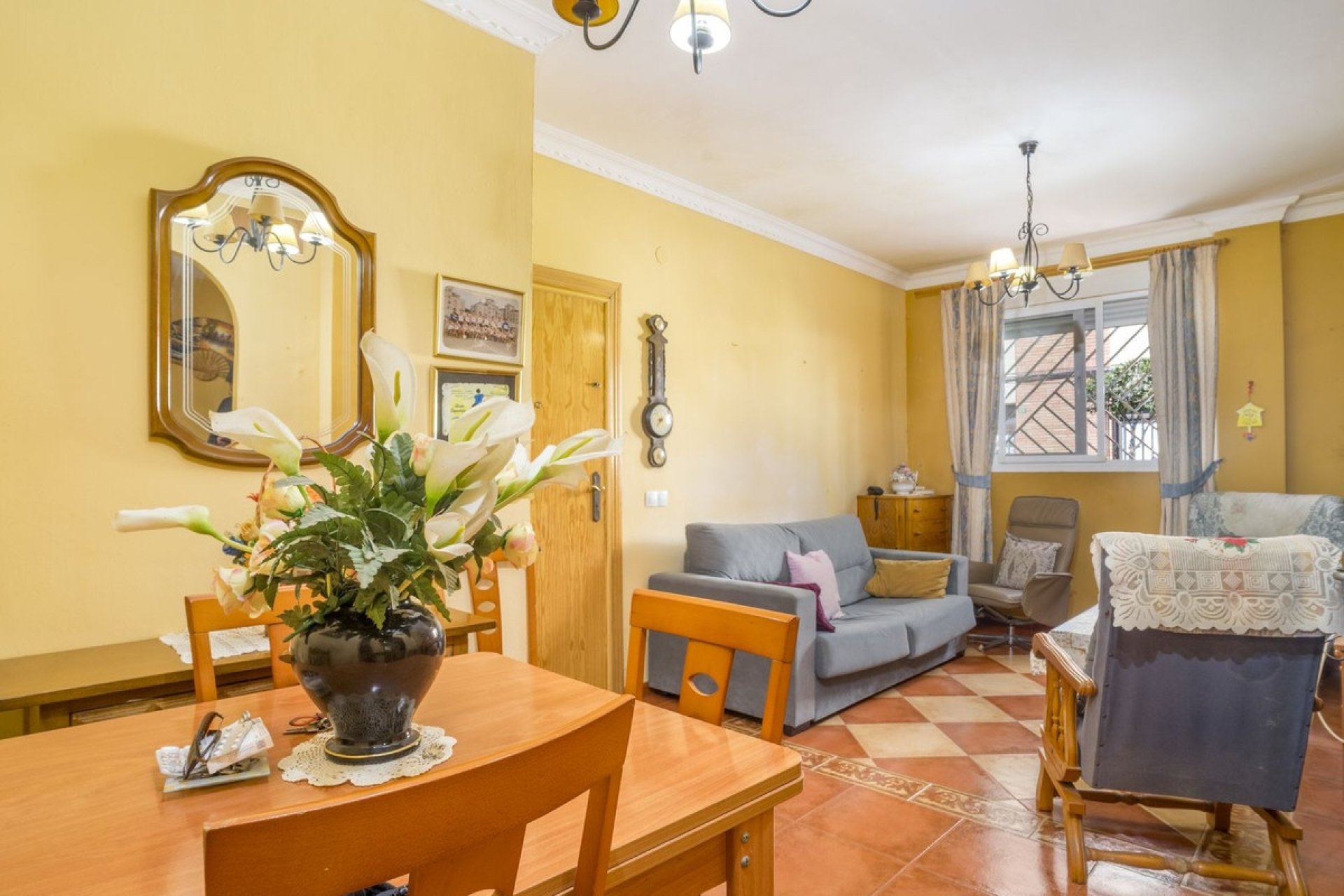 Resale - Villa - Fuengirola - Fuengirola Centro