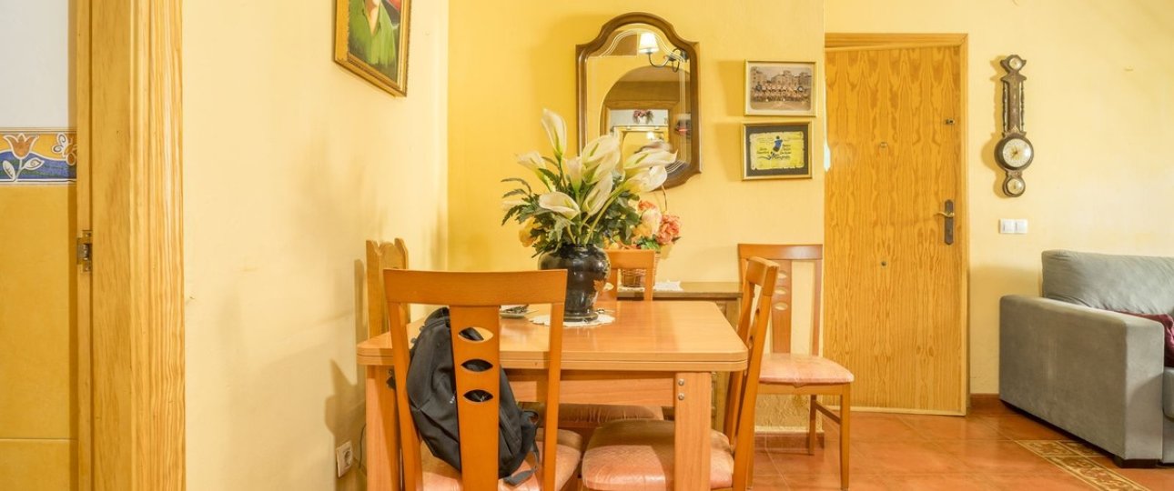 Resale - Villa - Fuengirola - Fuengirola Centro