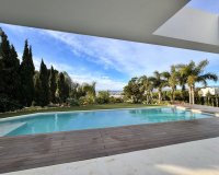 Resale - Villa - Fuengirola - Higueron