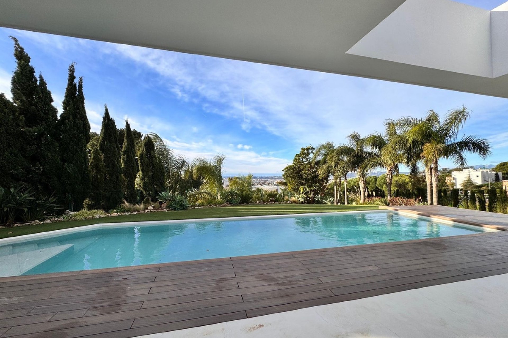Resale - Villa - Fuengirola - Higueron