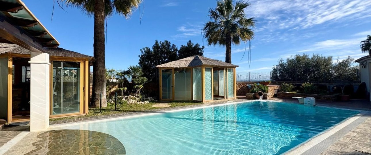 Resale - Villa - Fuengirola - Torreblanca