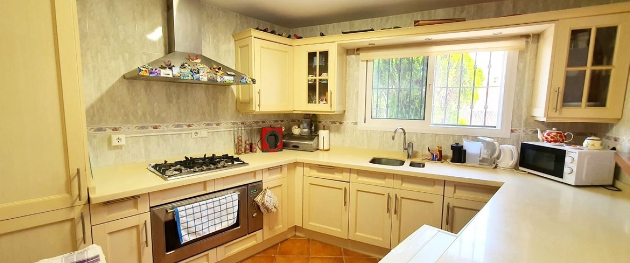 Resale - Villa - Fuengirola - Torreblanca