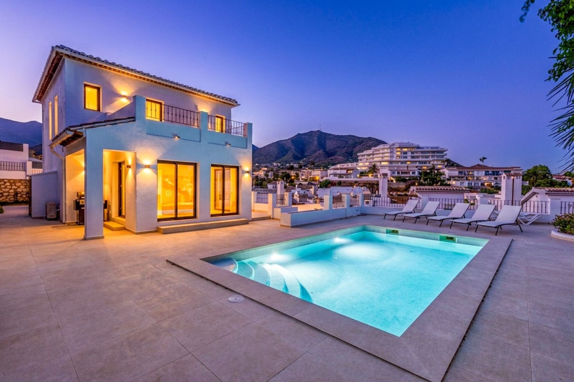 Resale - Villa - Fuengirola - Torreblanca