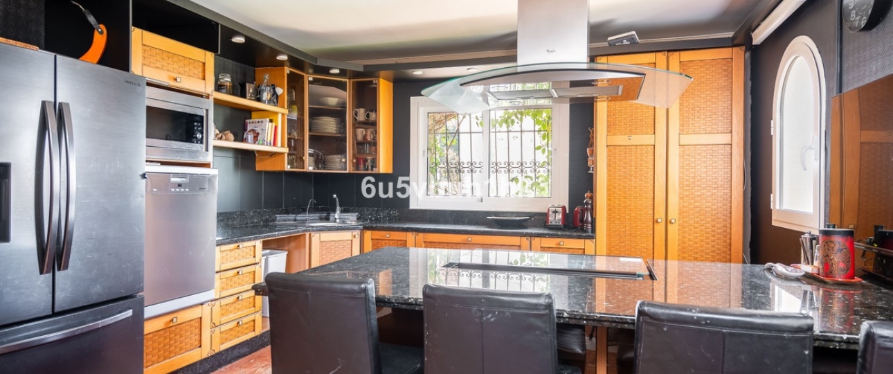 Resale - Villa - Fuengirola - Torreblanca