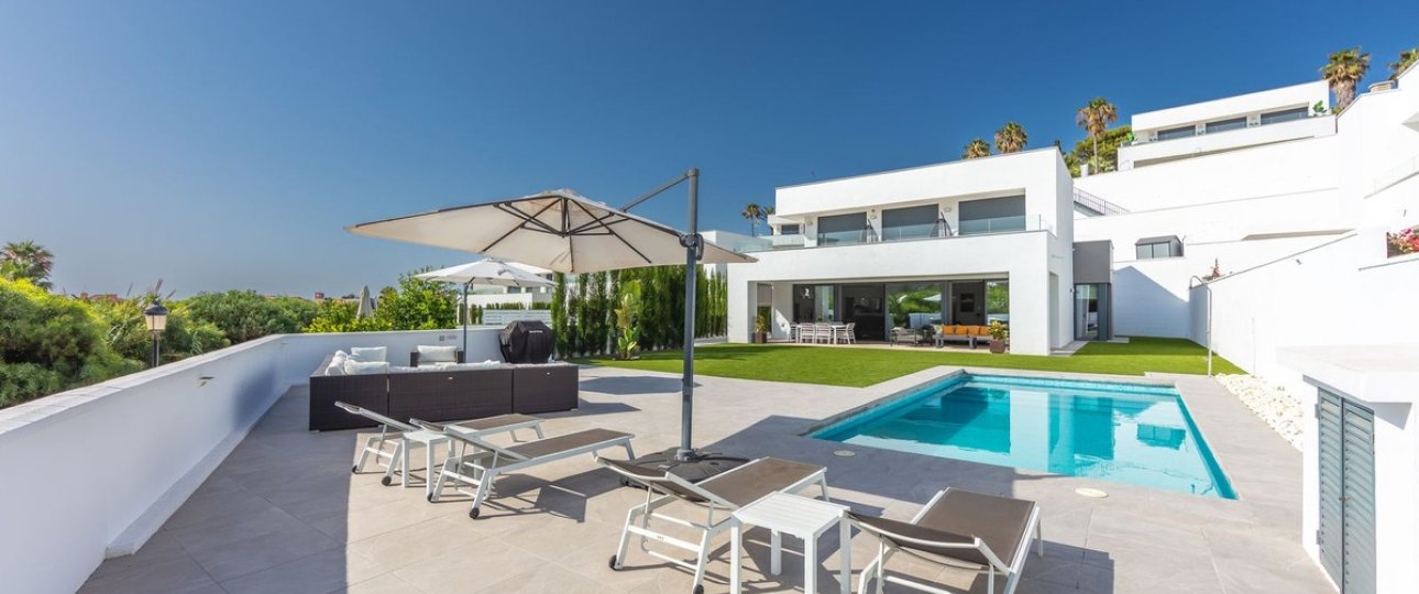 Resale - Villa - Manilva - La Duquesa