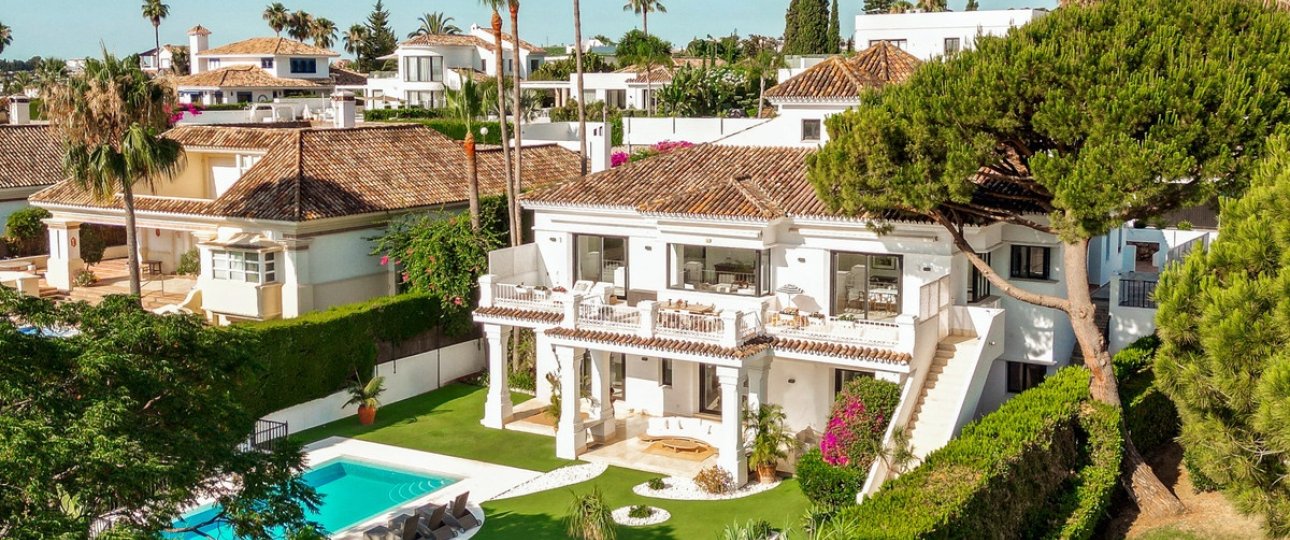 Resale - Villa - Marbella - Aloha