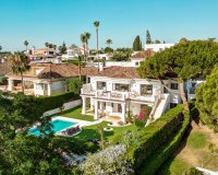 Resale - Villa - Marbella - Aloha