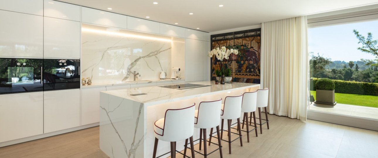Resale - Villa - Marbella - Aloha