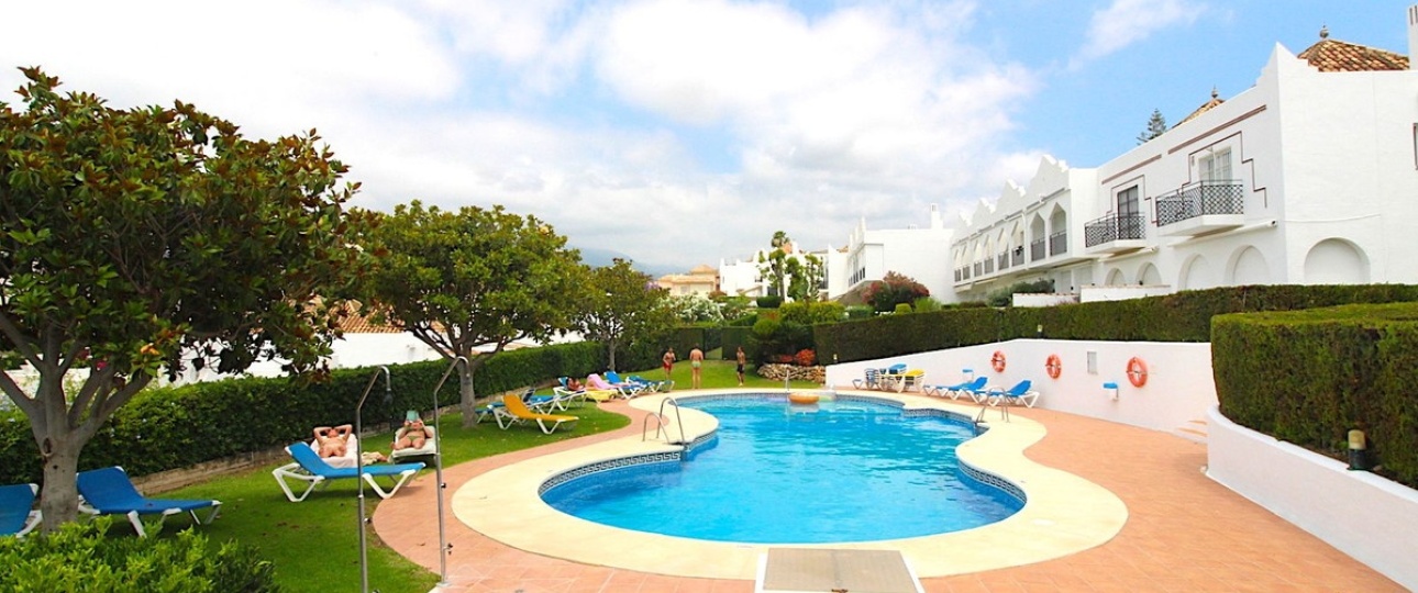 Resale - Villa - Marbella - Aloha
