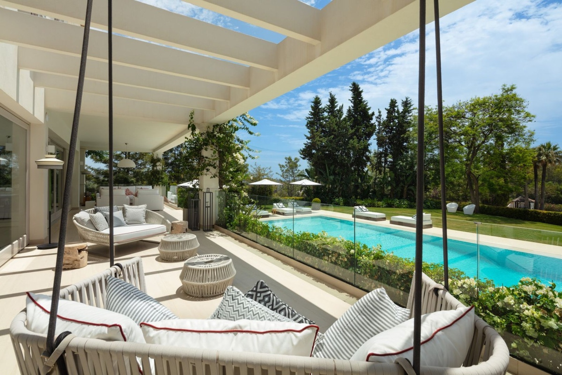Resale - Villa - Marbella - Aloha