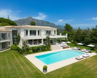Resale - Villa - Marbella - Aloha