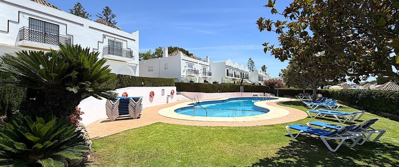 Resale - Villa - Marbella - Aloha