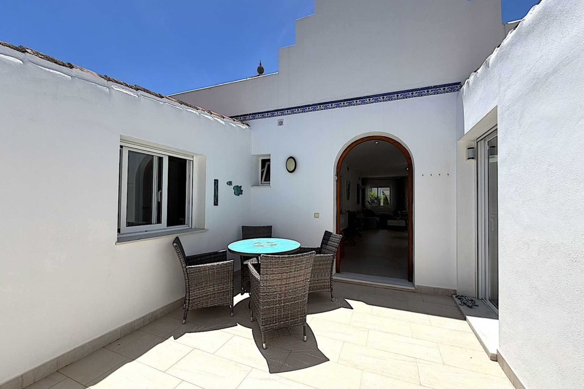 Resale - Villa - Marbella - Aloha