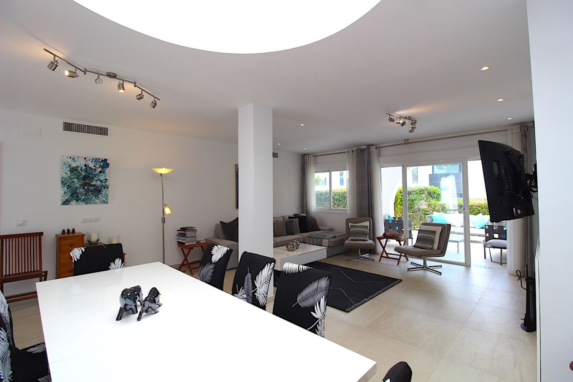 Resale - Villa - Marbella - Aloha