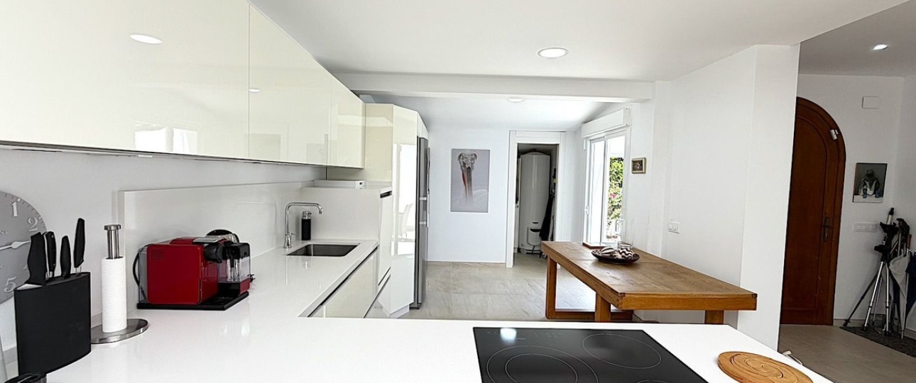 Resale - Villa - Marbella - Aloha