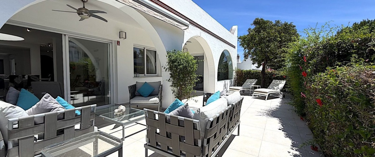 Resale - Villa - Marbella - Aloha