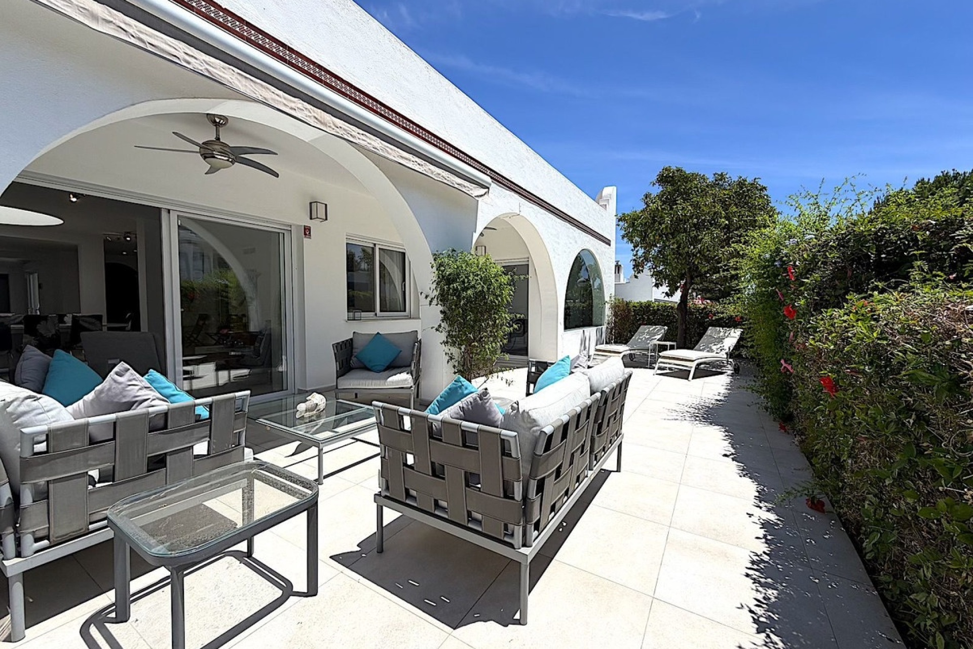 Resale - Villa - Marbella - Aloha