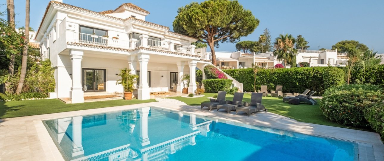 Resale - Villa - Marbella - Aloha